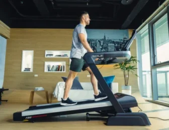 10 Powerful Benefits of Incline Walking for Weight Loss & Heart Health